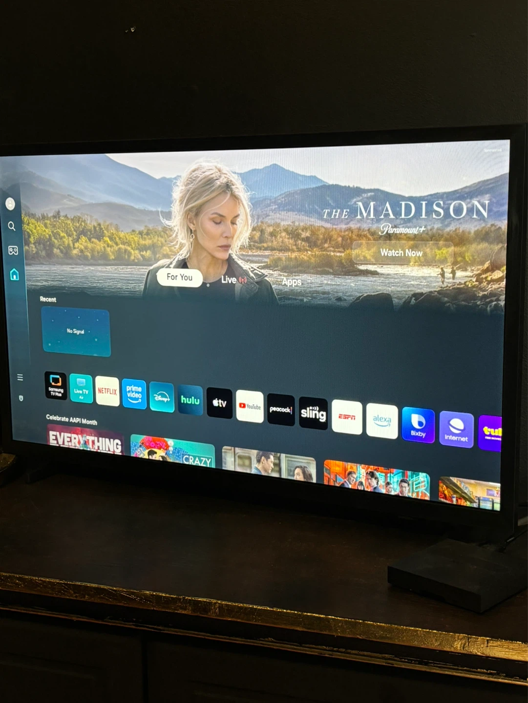 32” Samsung Smart HD TV