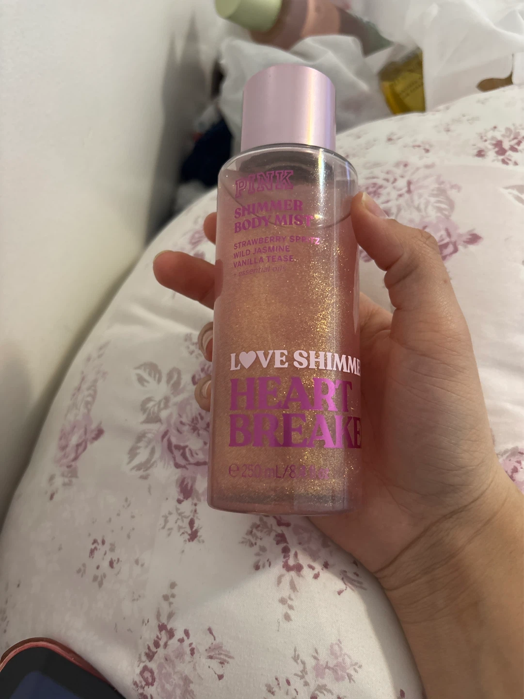 Victoria's Secret Pink Love Shimmer Heartbreaker Body Mist 250ml