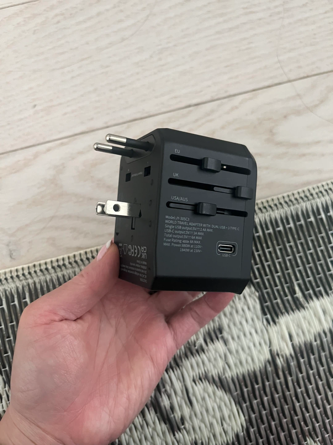 Universal Travel Adapter with 3 USB Ports and 1 Type-C - photo 3