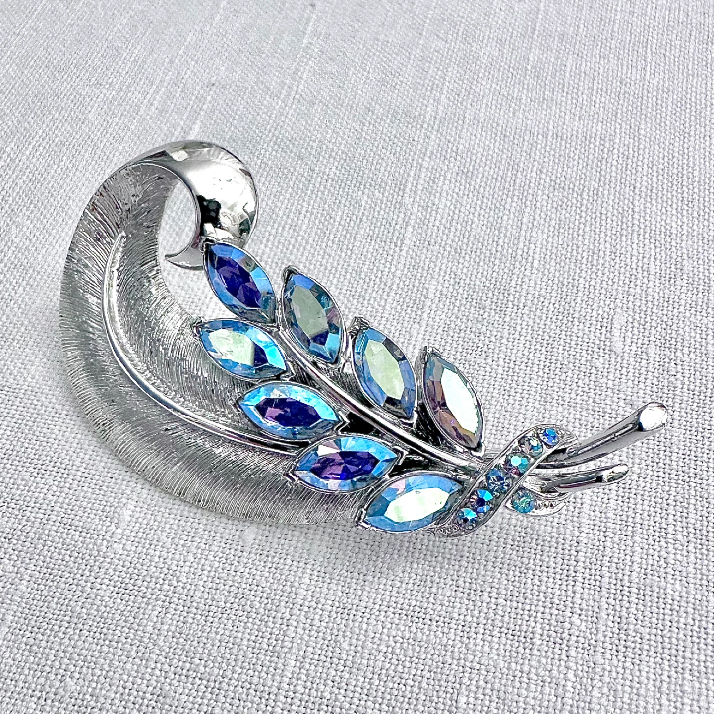 Vintage Coro Austrian crystal brooch