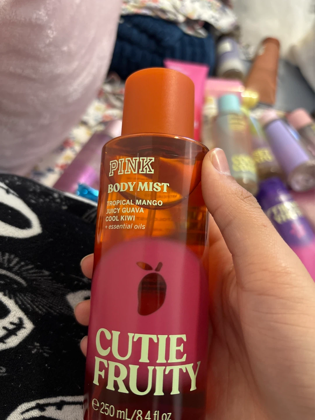 PINK Body Mist - Cutie Fruity Tropical Mango