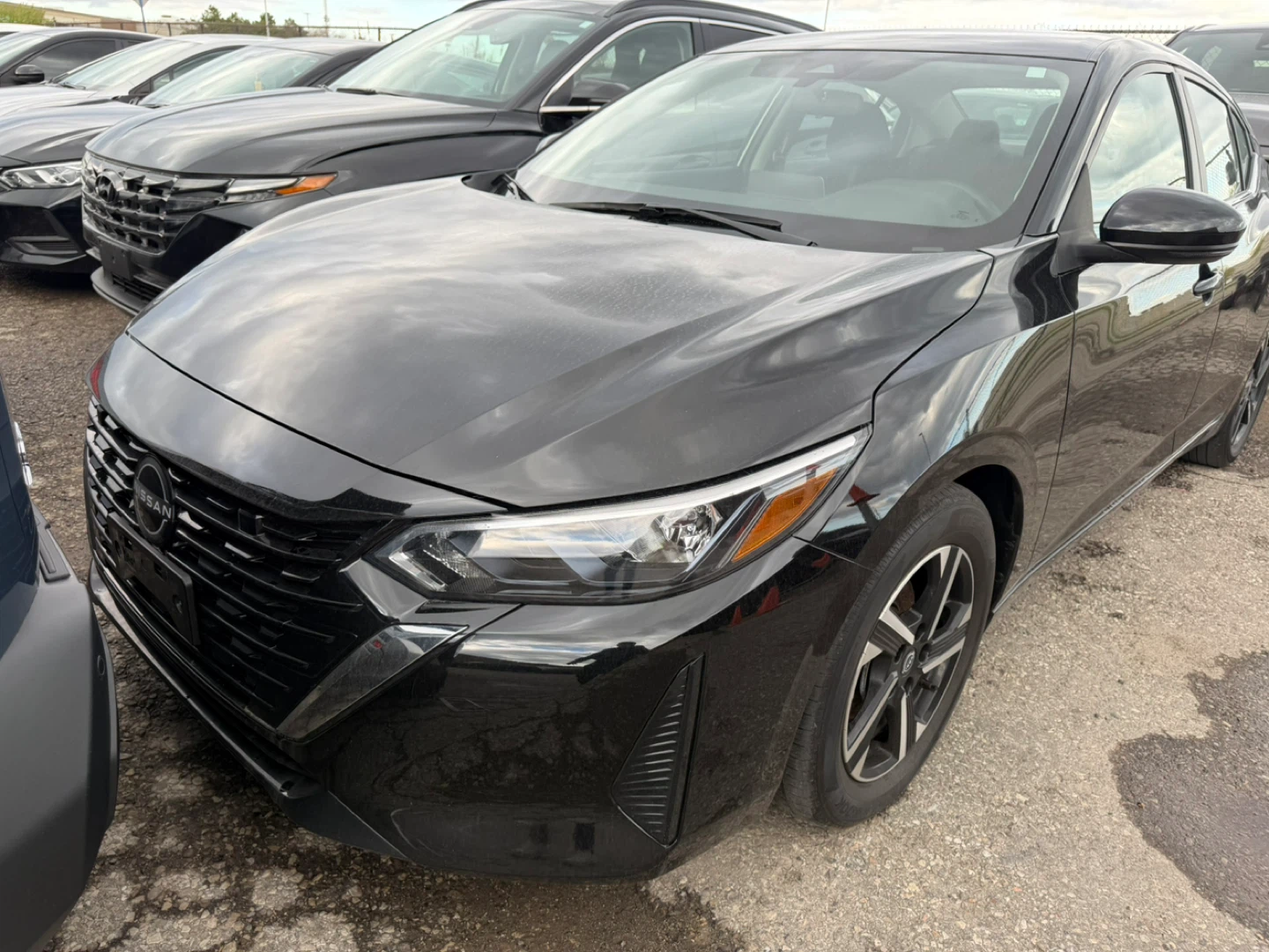 2024 Nissan Sentra SV (low mileage)