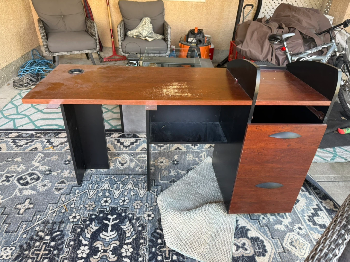 L-shaped desk with filing cabinet - photo 2