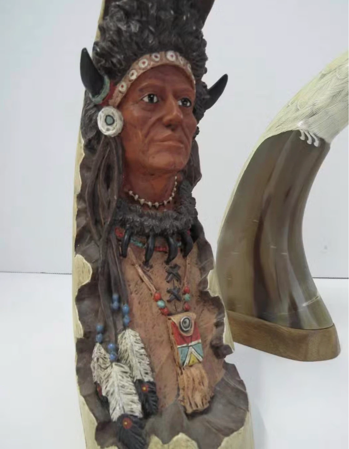 Native American Indian Chief Horn Carving Sculpture Set - photo 3