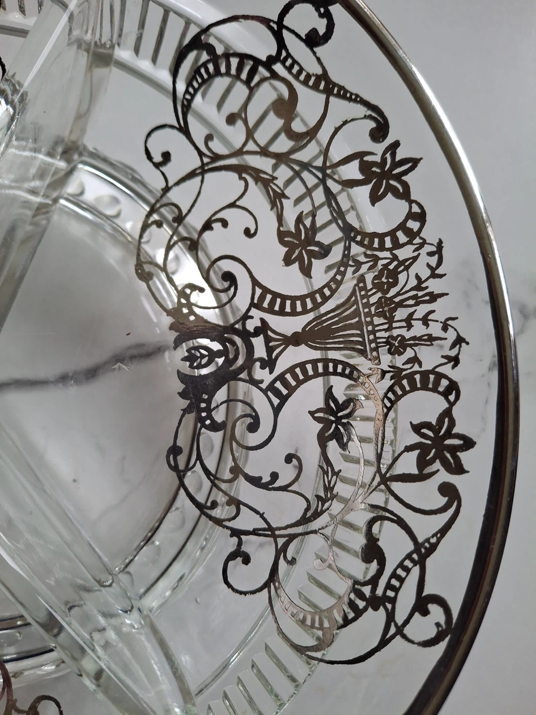 Glass divided serving dish with silver overlay - photo 4