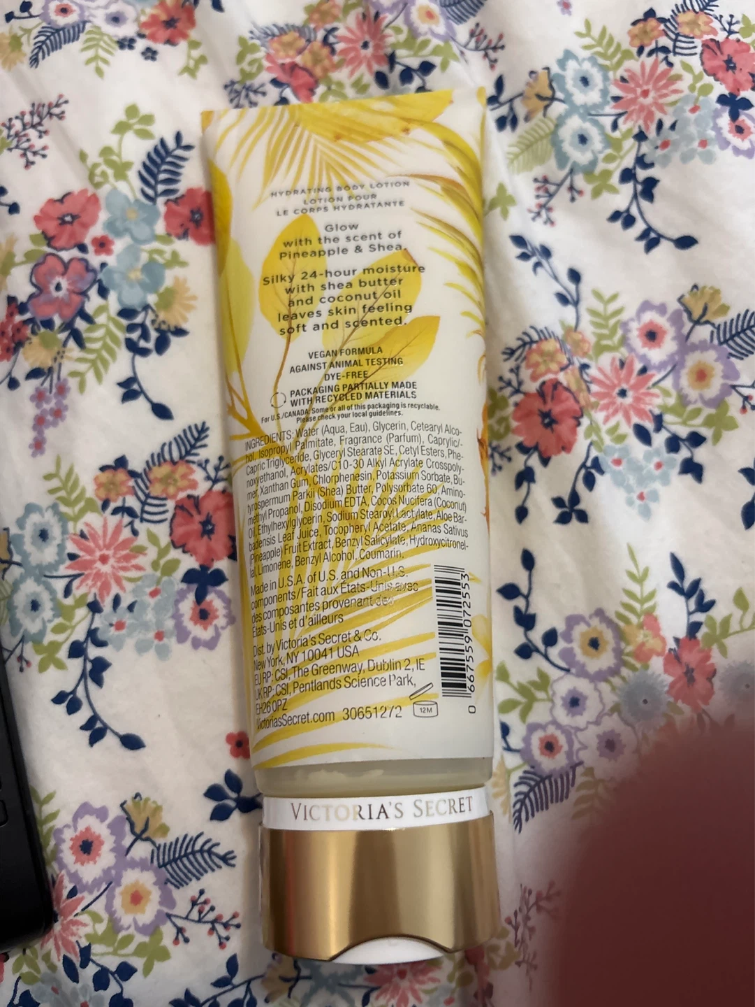 Victoria's Secret Pineapple & Shea Hydrating Body Lotion 8 fl oz - photo 2