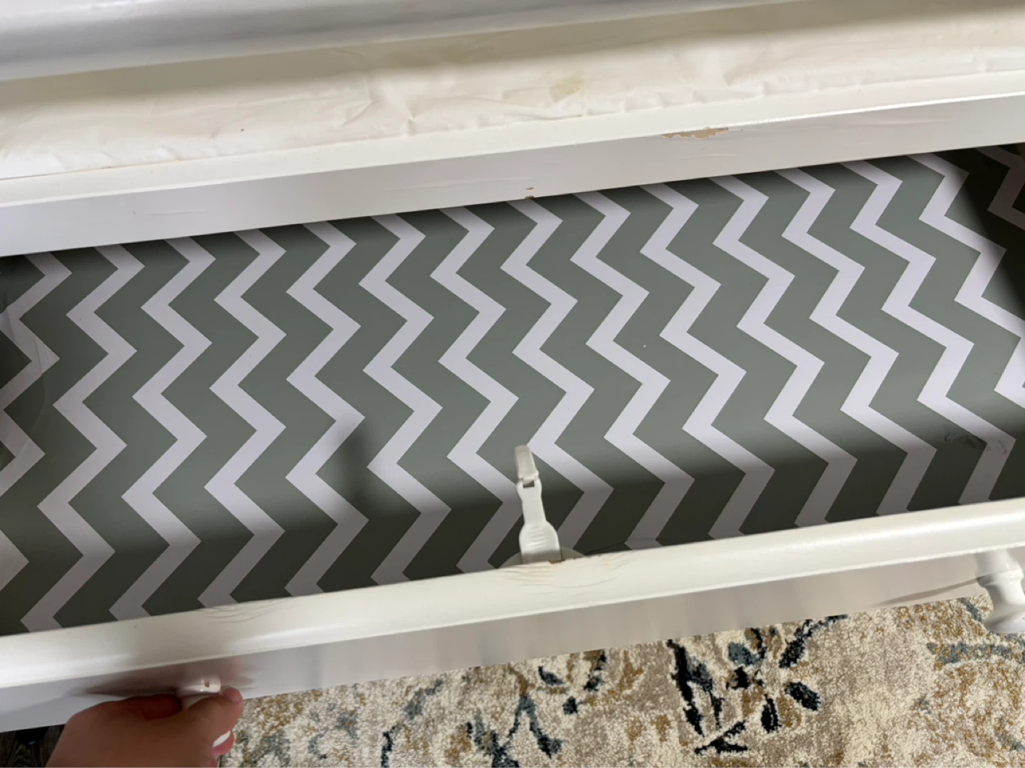White Baby Changing Table Dresser with Drawers - photo 3