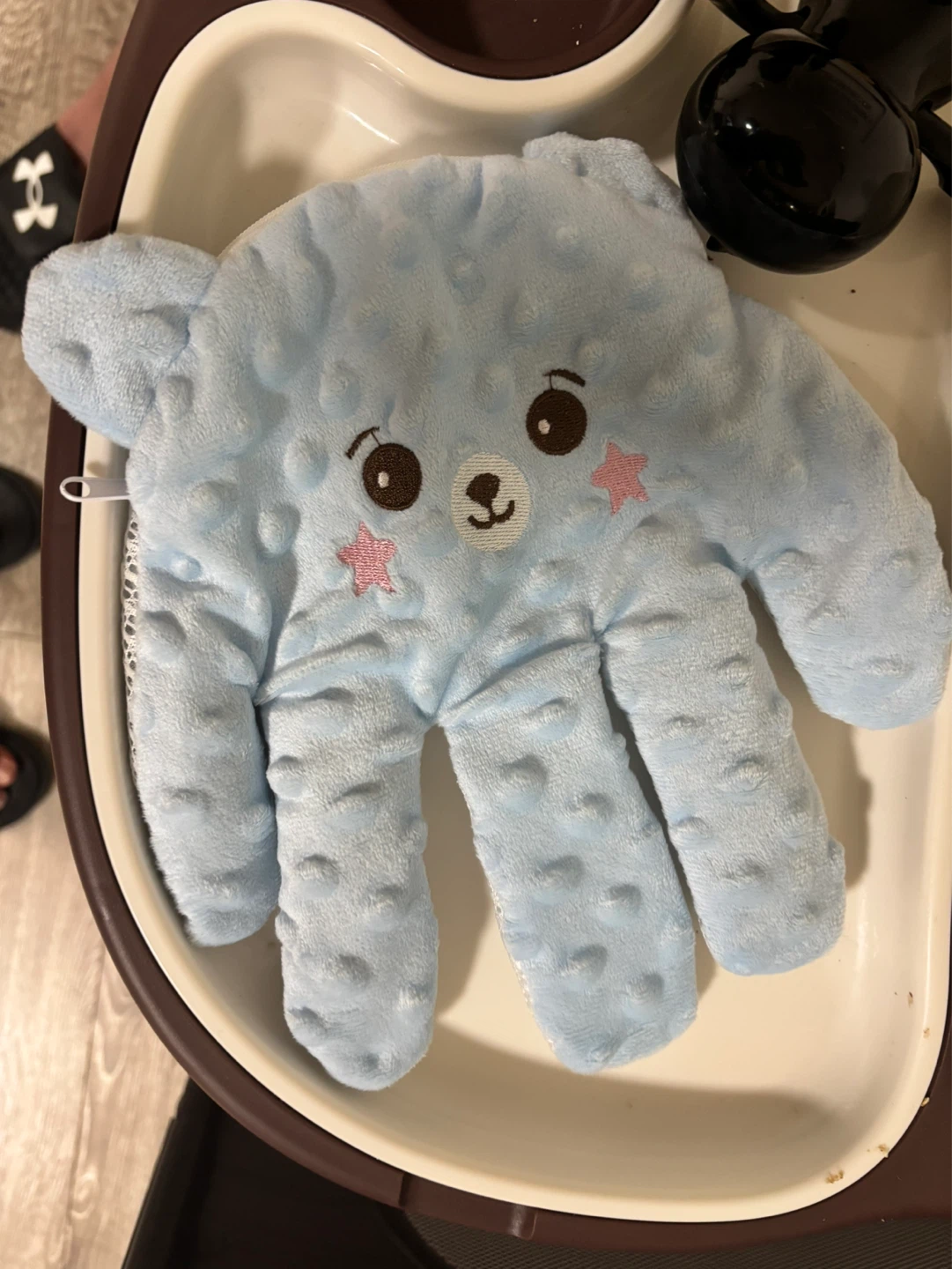 Blue bear teething mitt