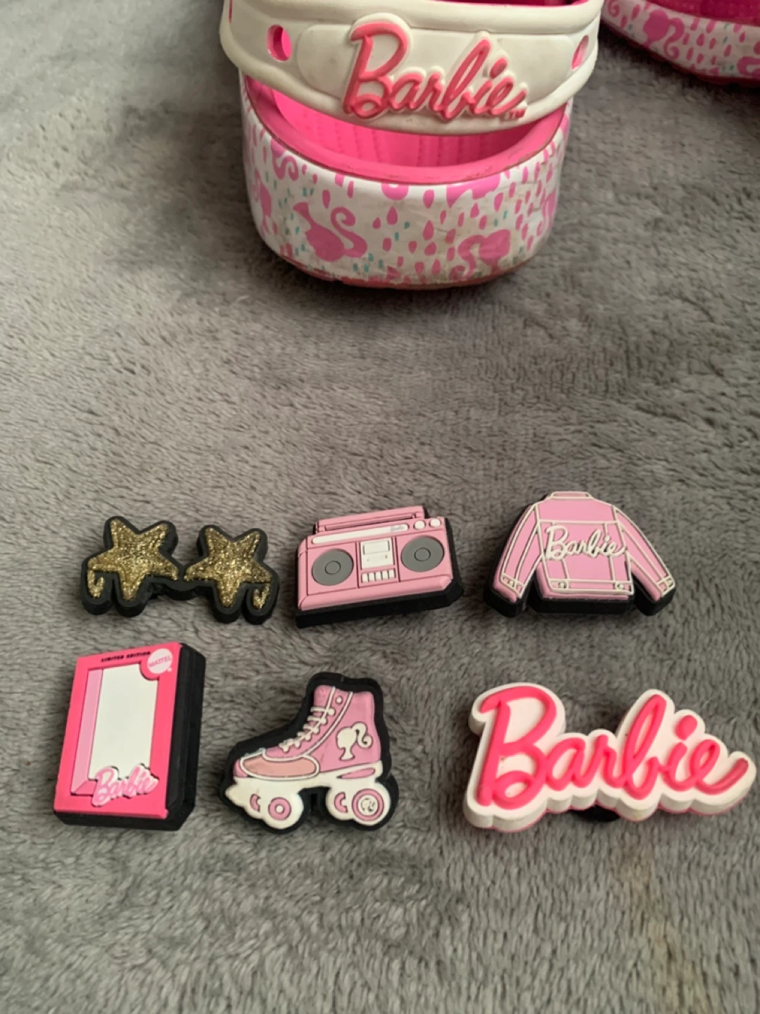 Bright pink Barbie Crocs - photo 5