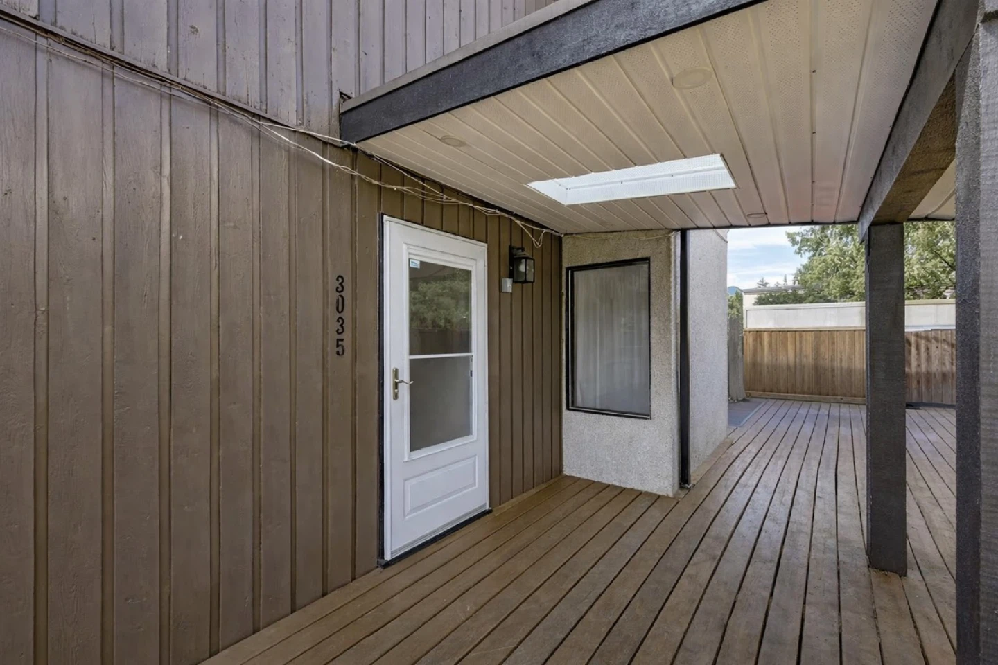Entire Detached House Backing onto Park in coquitlam - photo 2