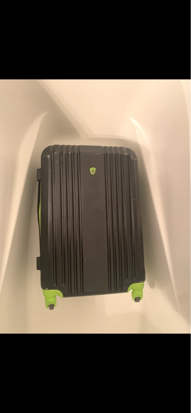 “Olympia” Black/Lime Hardshell Suitcase - photo 3