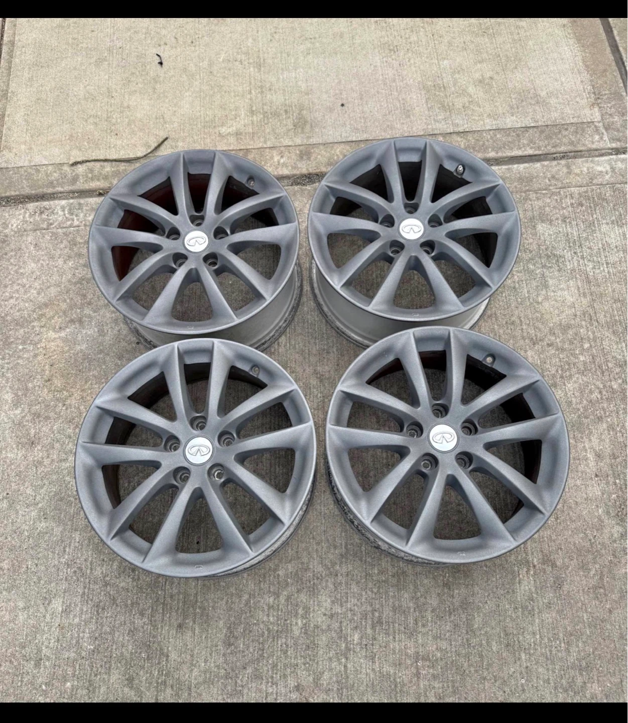 Set of 4 Infiniti Alloy Wheels - photo 4