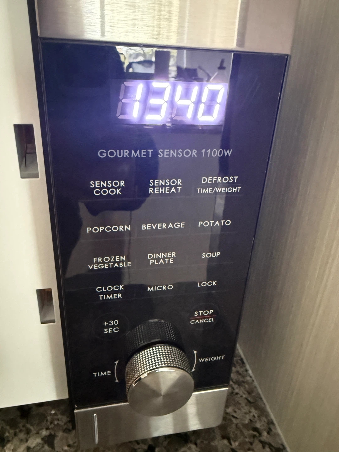 Galanz Gourmet Sensor Microwave 1100W - photo 3