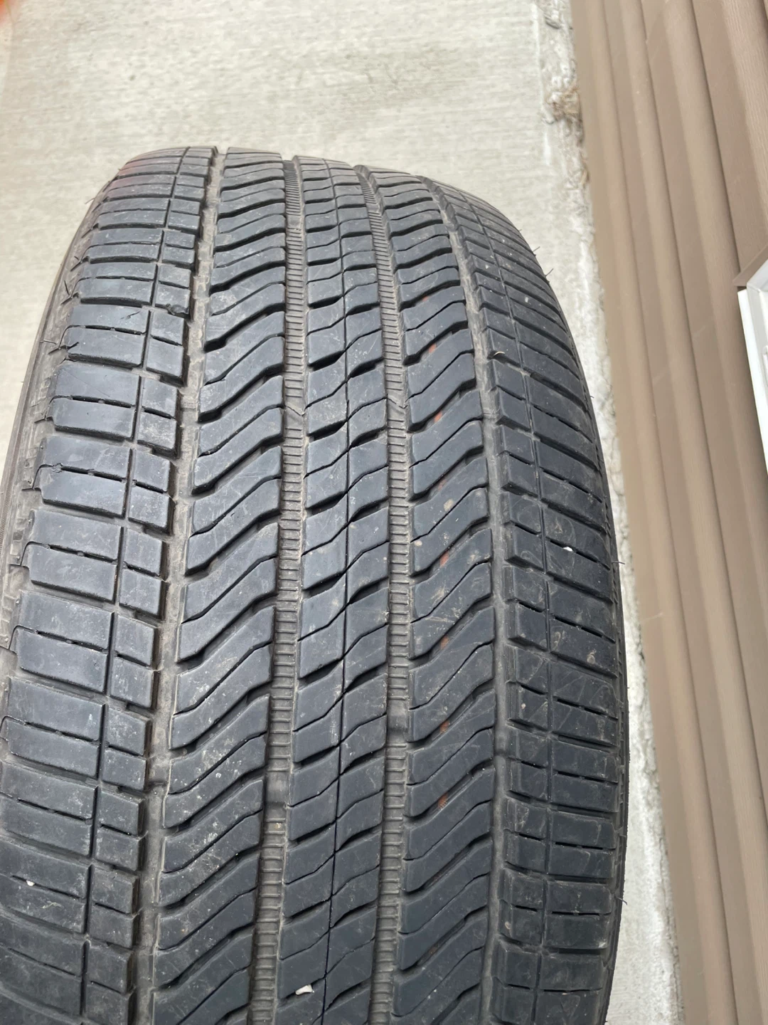 Bridgestone All Season Tires 275/50R22 - photo 5