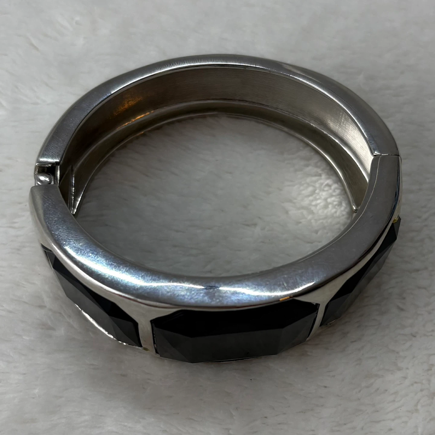 Chunky Silver Tone Hinged Bangle Bracelet Black Stone Statement - photo 3