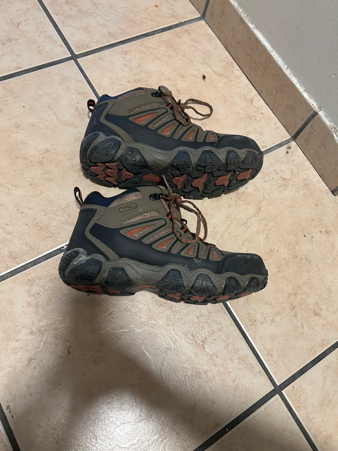 WindRiver Hiking Boots - photo 2