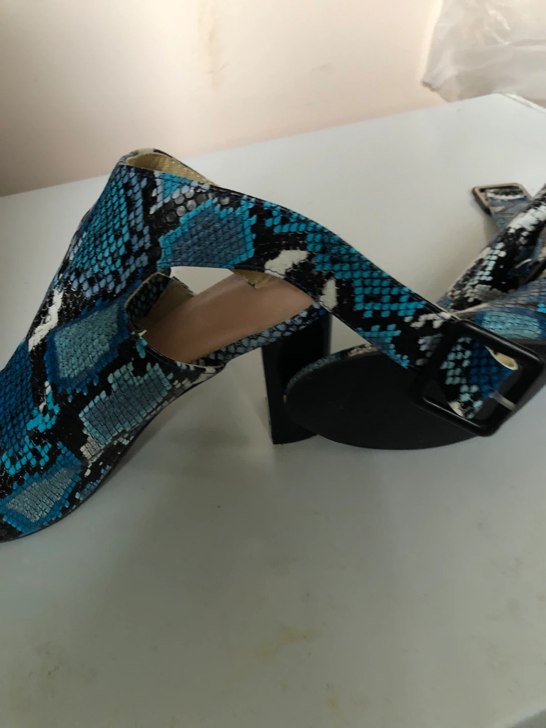 Brand new Piton leather Sandals - Size 39/38 - photo 5