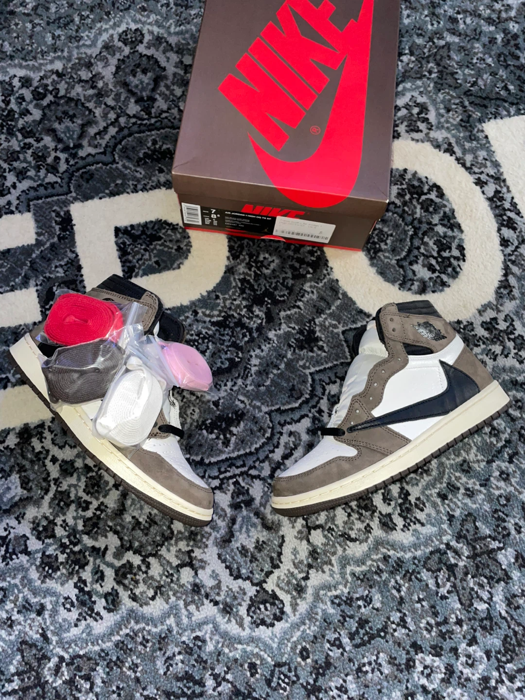 Nike Air Jordan 1 High Travis Scott