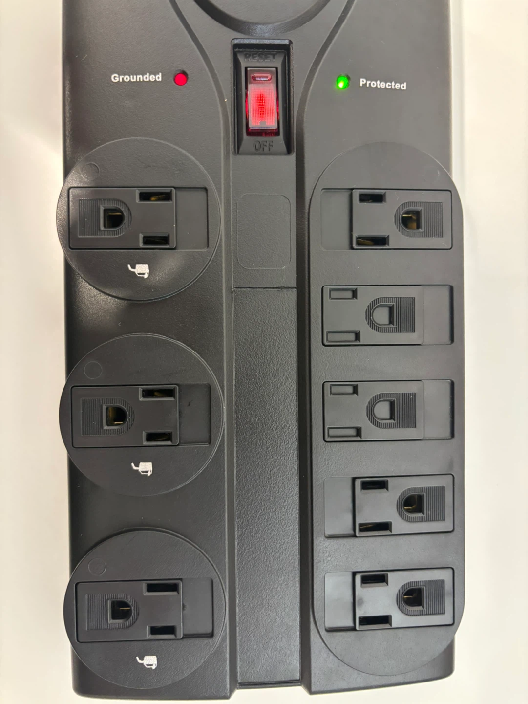 Power bar and surge protector by Tripp Lite - photo 2