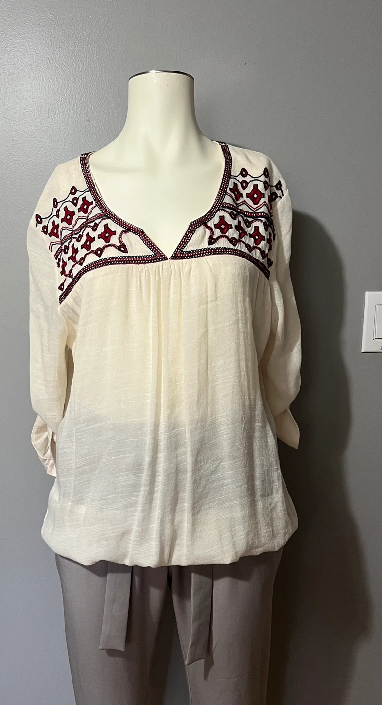 Large size Cream Embroidered V-Neck Blouse