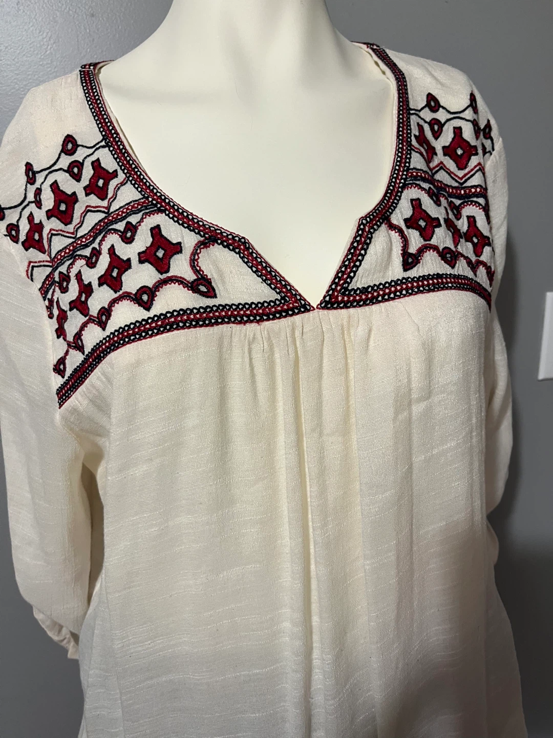 Large size Cream Embroidered V-Neck Blouse - photo 2