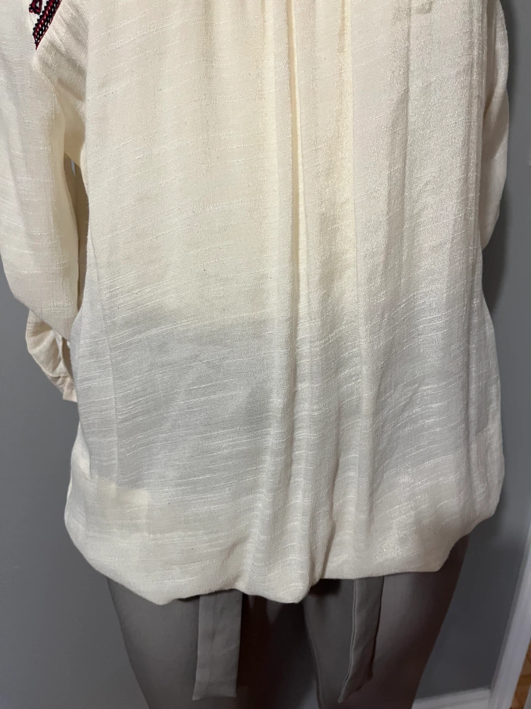 Large size Cream Embroidered V-Neck Blouse - photo 3