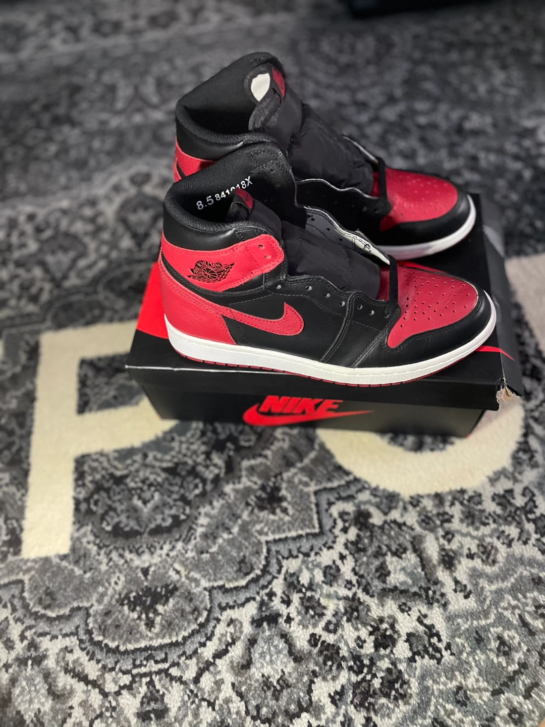 Bred Banned Jordan 1s (2016) - photo 3