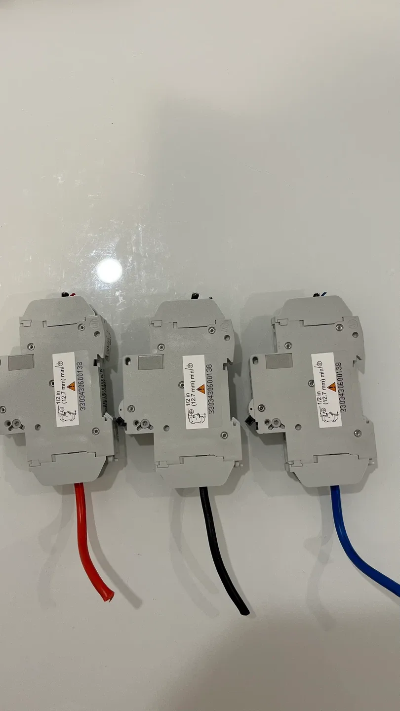 Schneider Electric C60 Circuit Breakers - Lot of 3 - photo 2