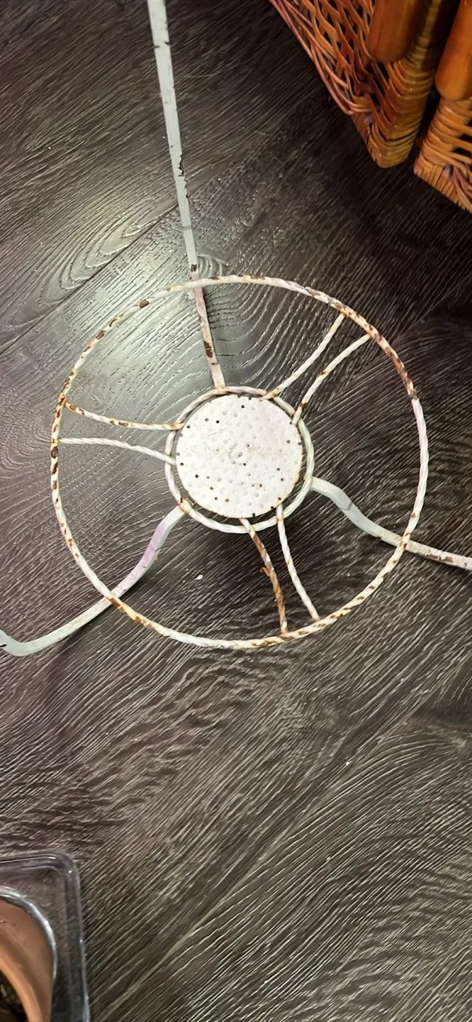 Vintage 1950s Atomic "Tulip" Wrought Iron Plant Stand. - photo 3