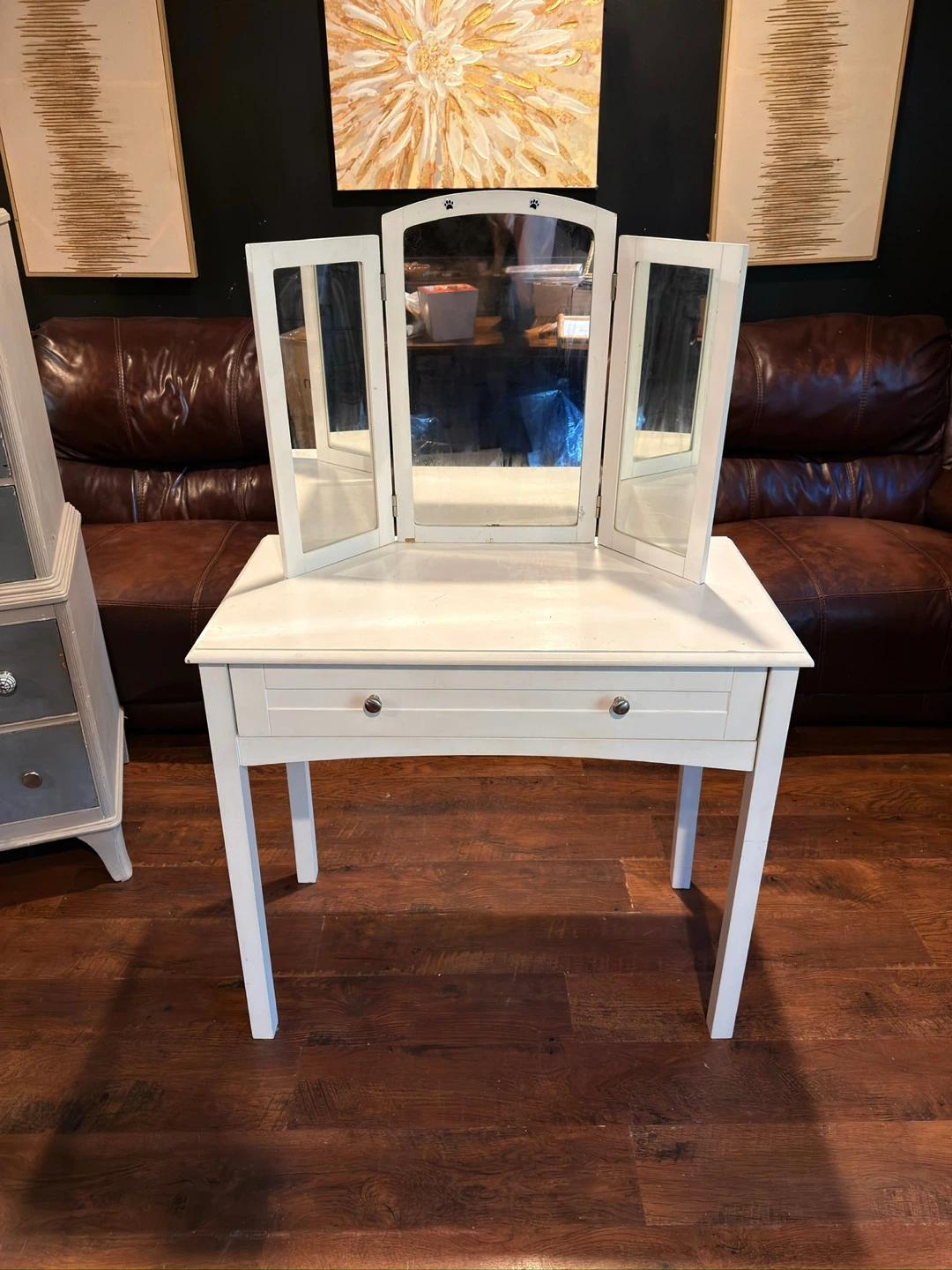 White Vanity Table with Tri-Fold Mirror