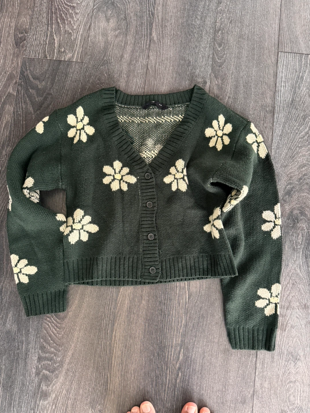 Bluenotes Green Floral Cardigan Sweater