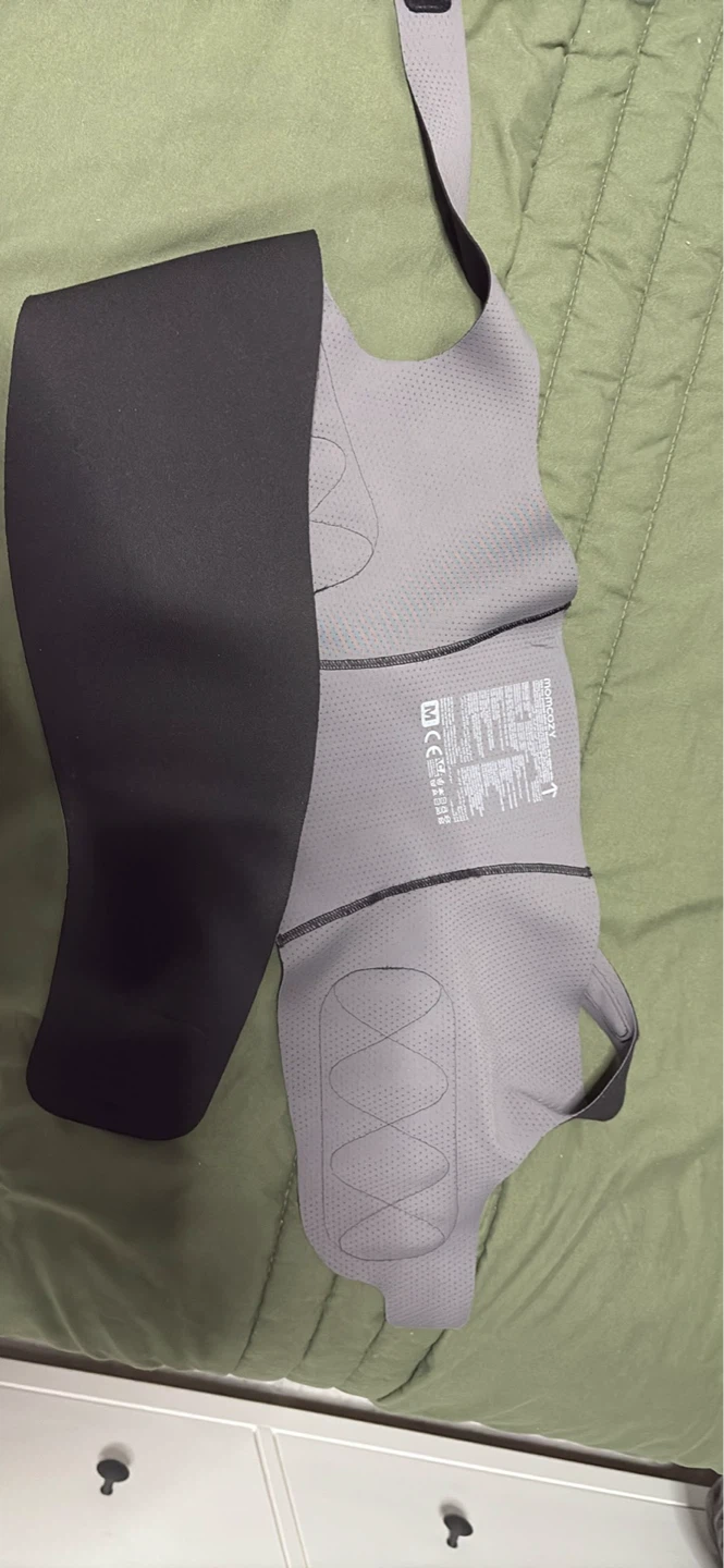 U-Shaped Maternity Pillow & Belly Support Band - photo 5