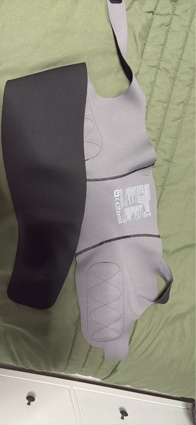 U-Shaped Maternity Pillow & Belly Support Band - photo 5