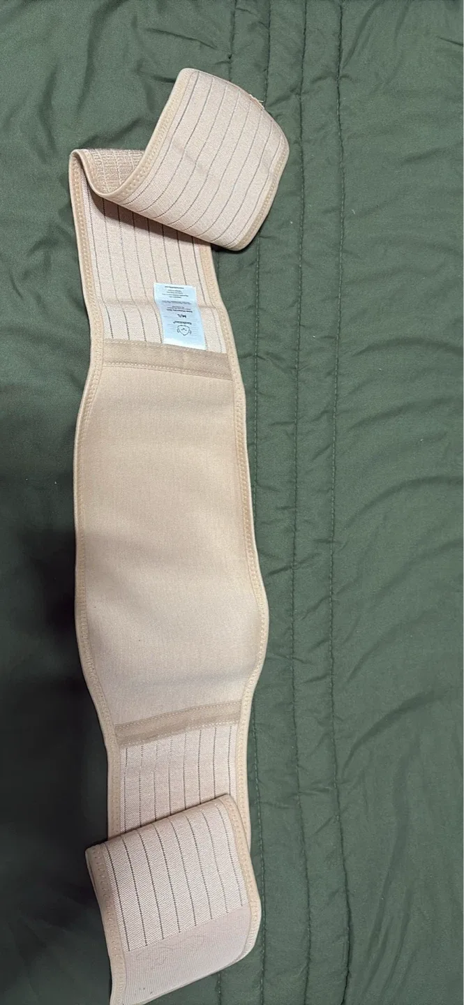 U-Shaped Maternity Pillow & Belly Support Band - photo 4