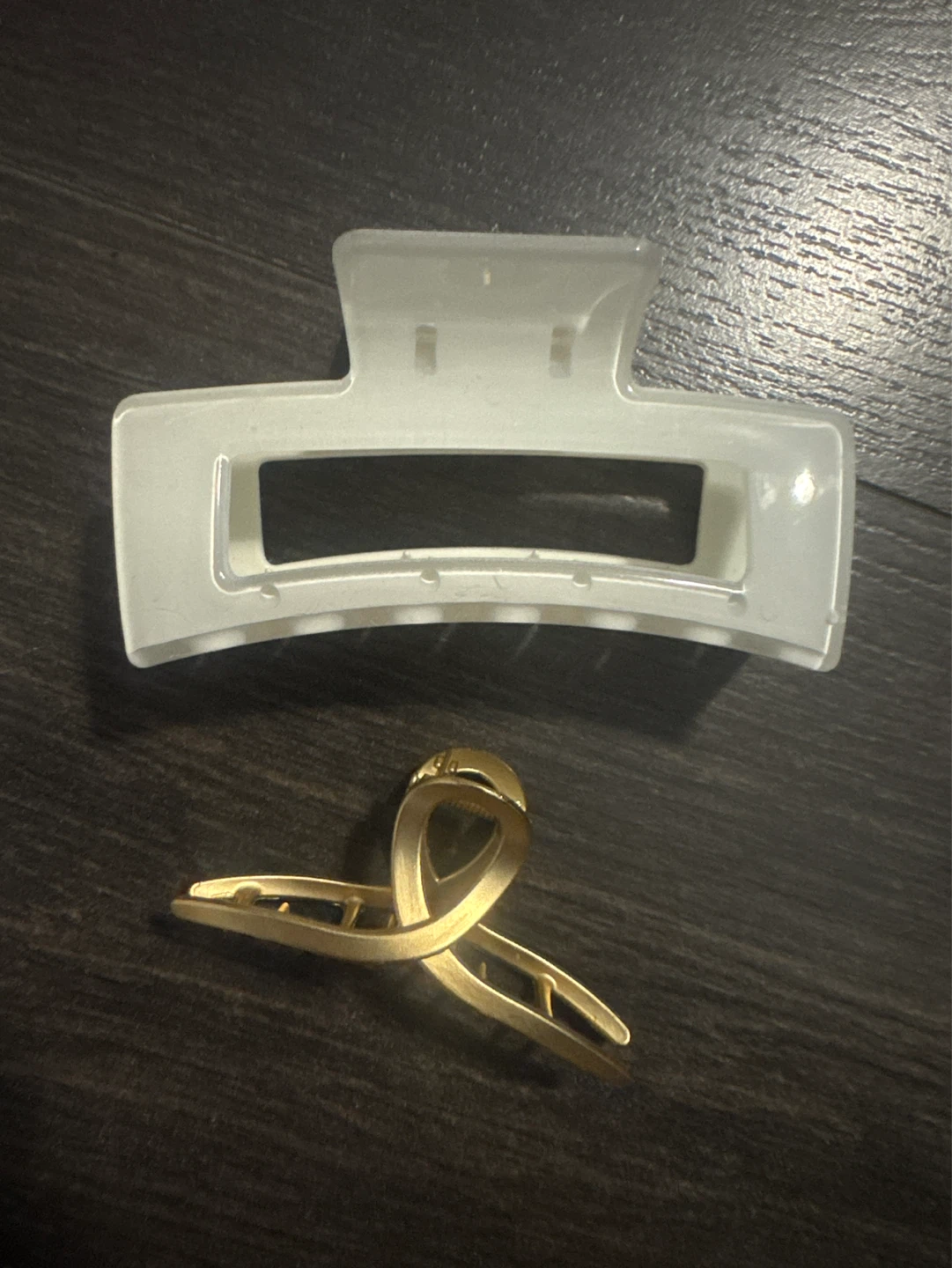 2 Claw Hair Clips - Large White and Small Gold