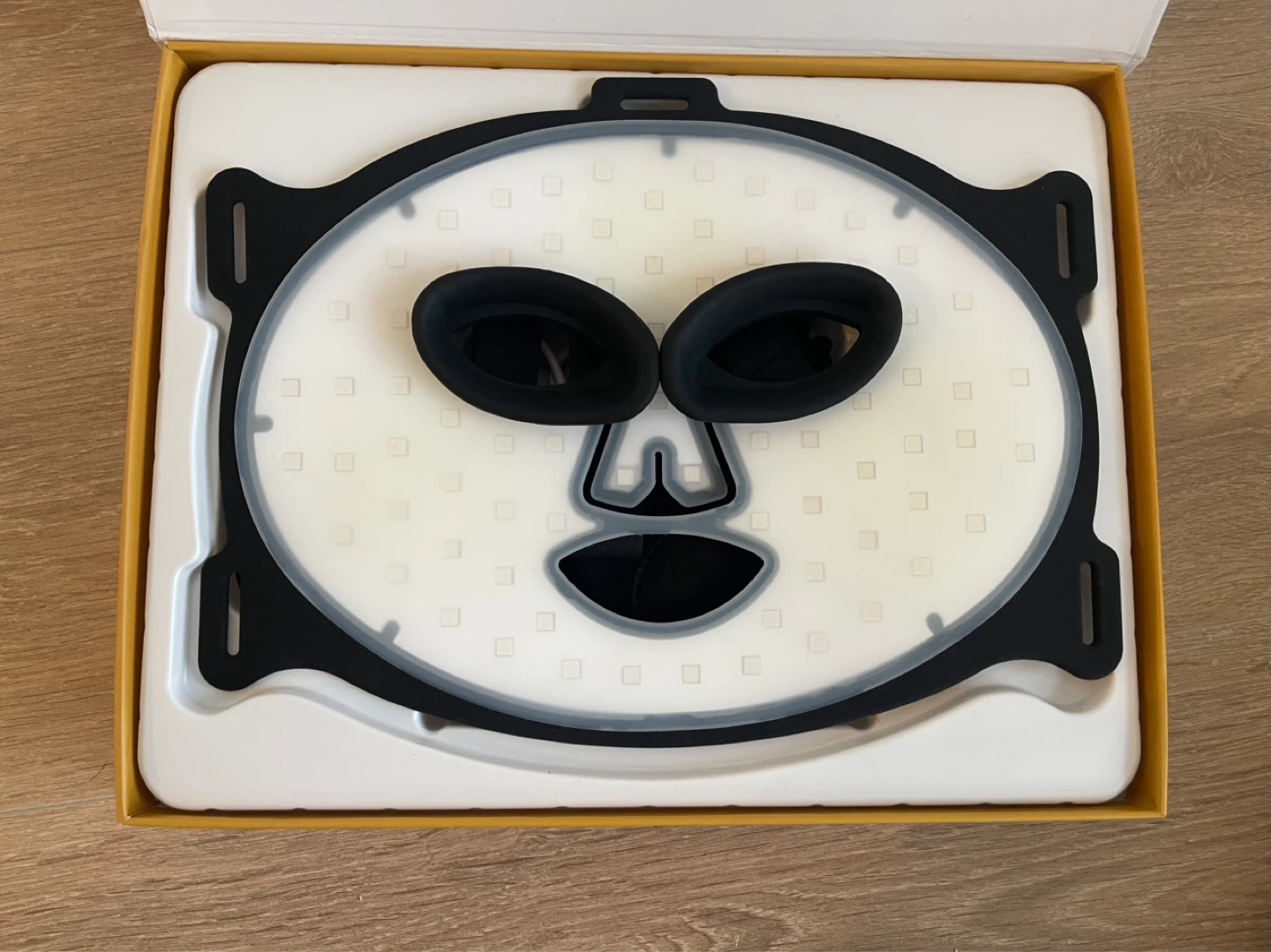 LED Beauty Device Facial Mask - photo 4