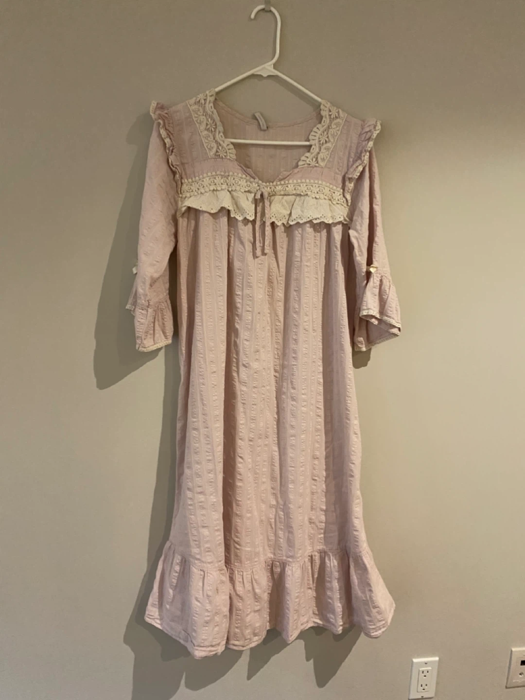 Light purple  Embroidered Nightgown with Lace Trim