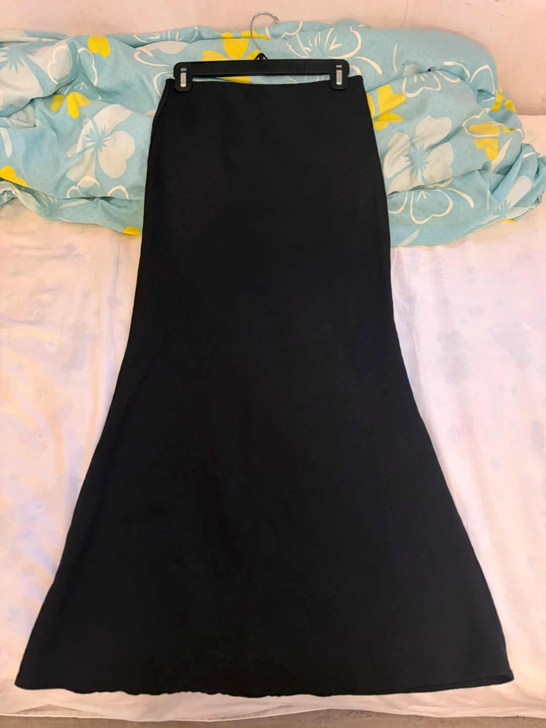 Anthropologie black maxi skirt - photo 2