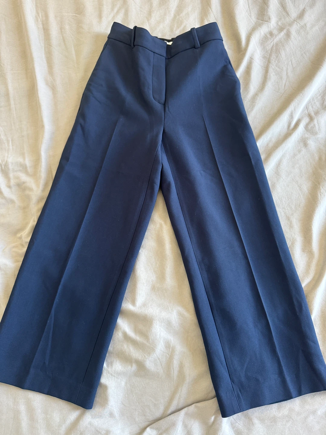 Babaton Navy Blue Cropped Pants Size 00