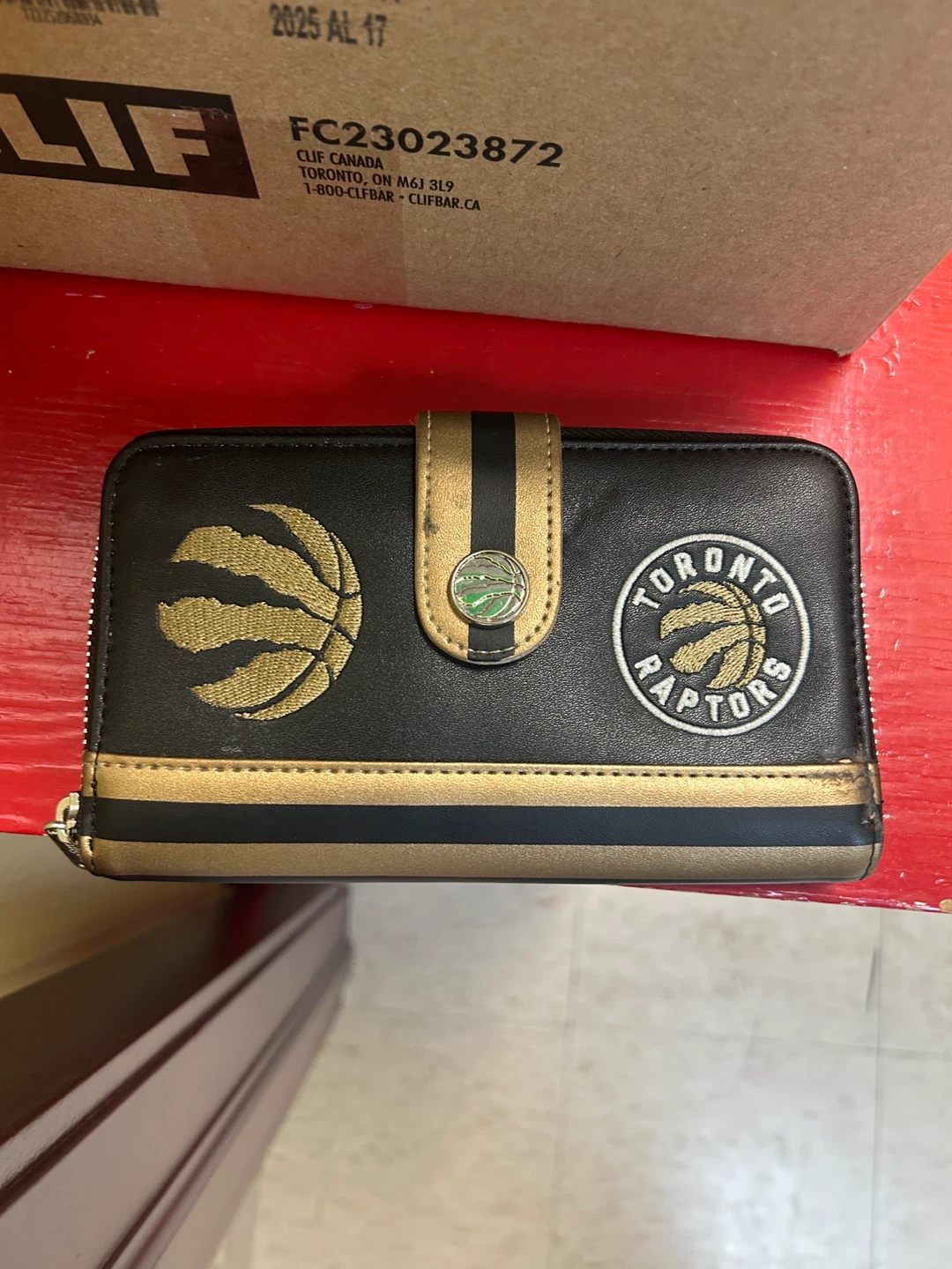 Toronto Raptors Women's Wallet