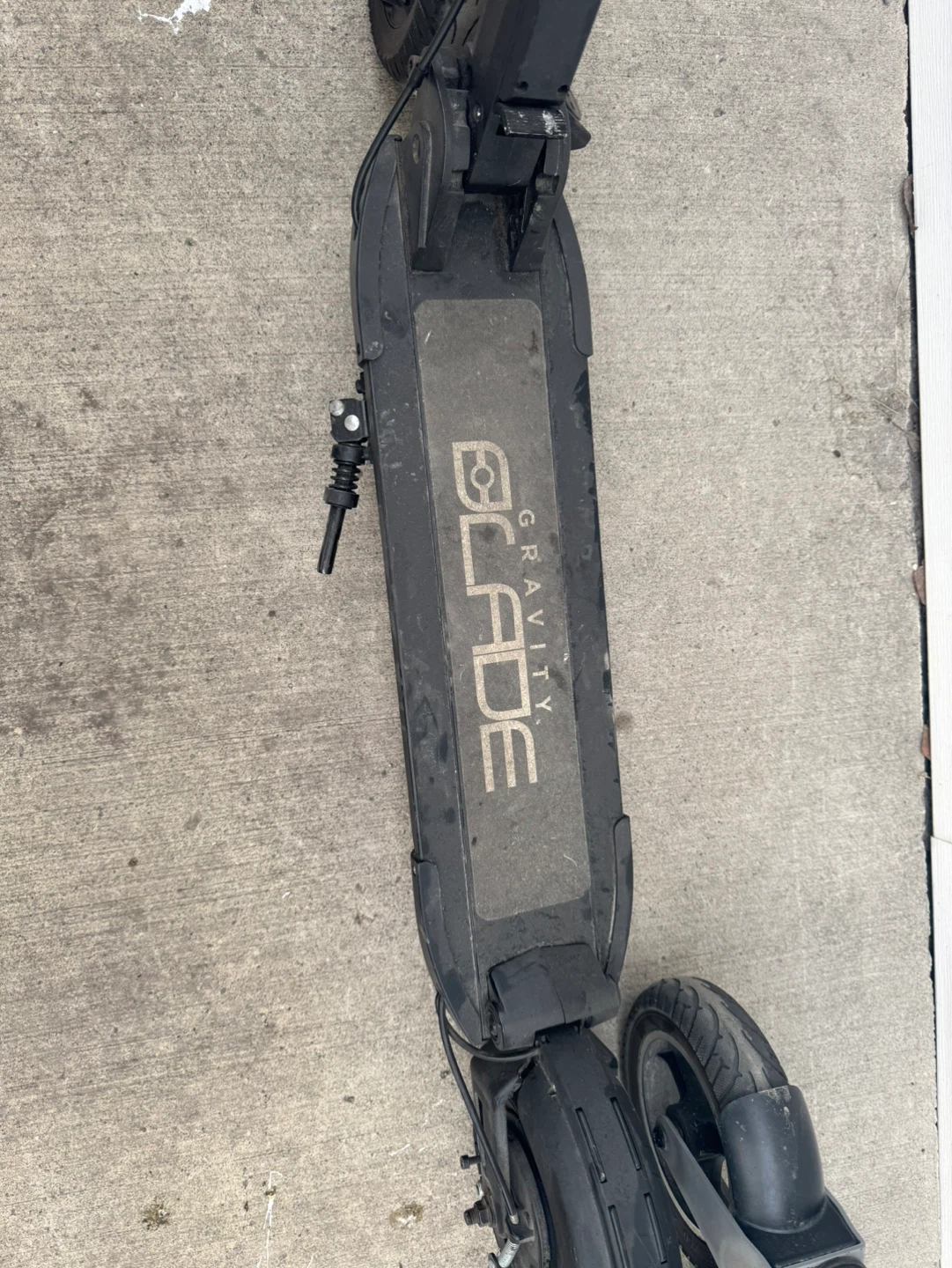2 E -Scooters. No chargers. Your Choice $40 each - photo 3
