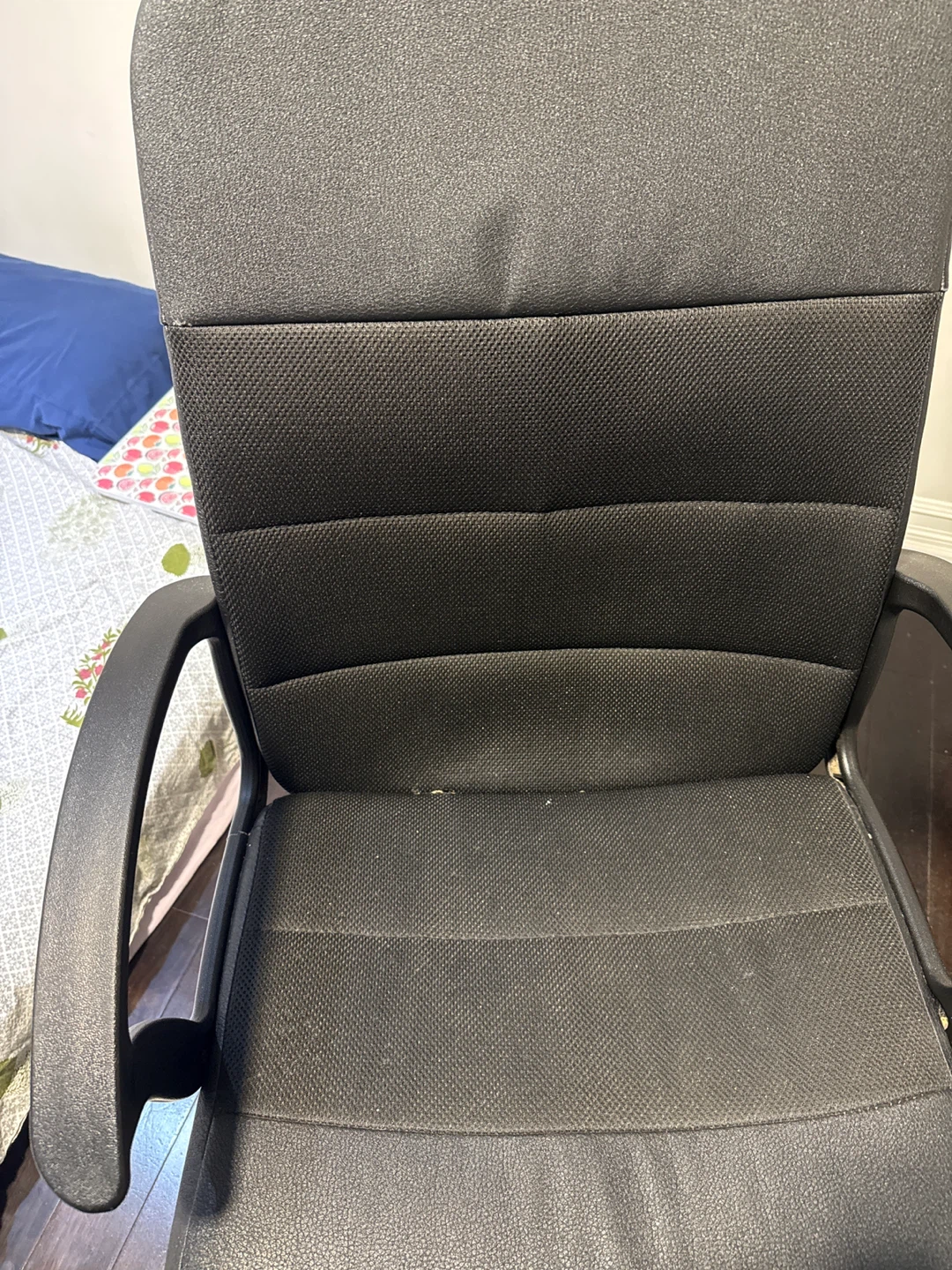 Black Office Chair - photo 2