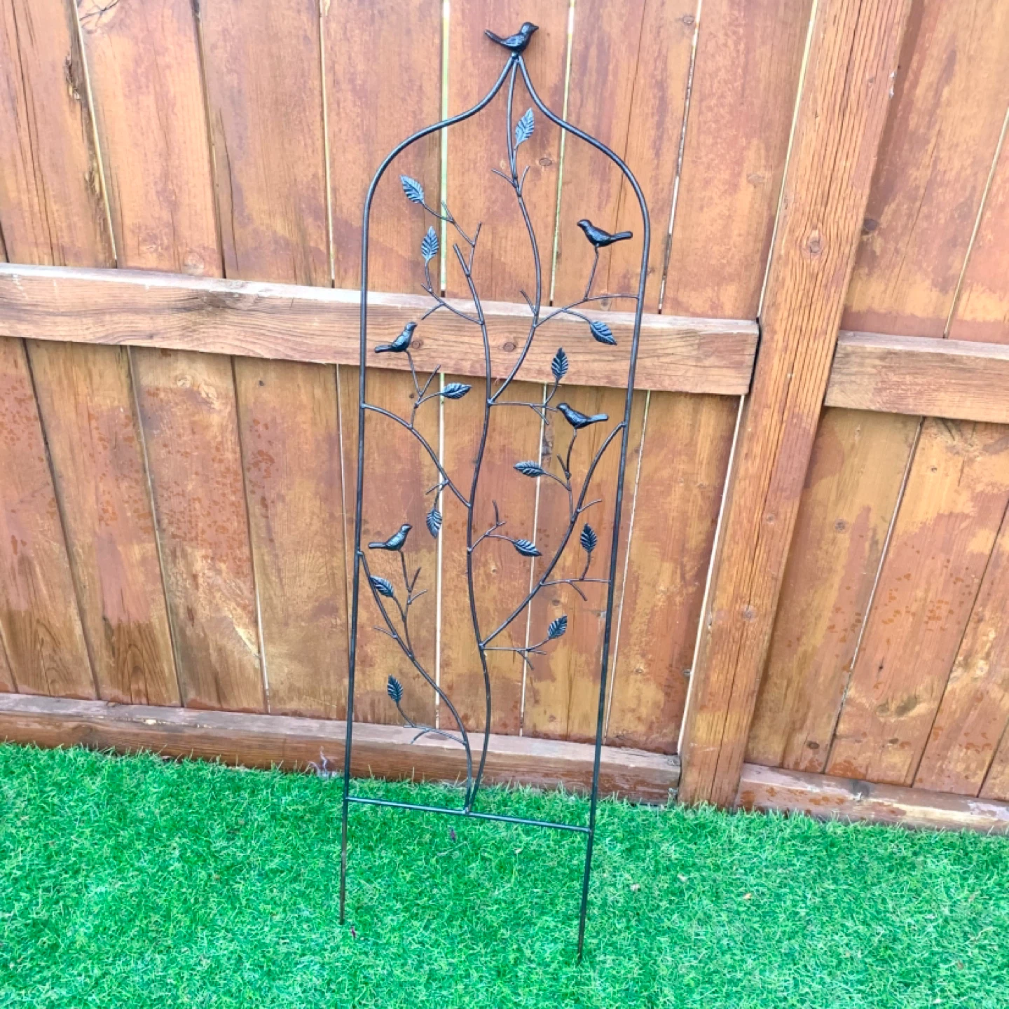 Garden Trellis Metal Plant Support Bird Leaf Home Yard Decor