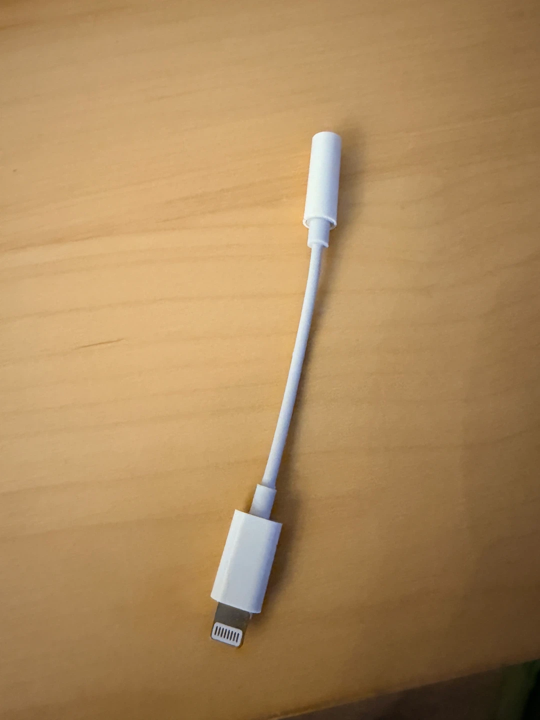 Apple Lightning to 3.5mm Headphone Jack Adapter