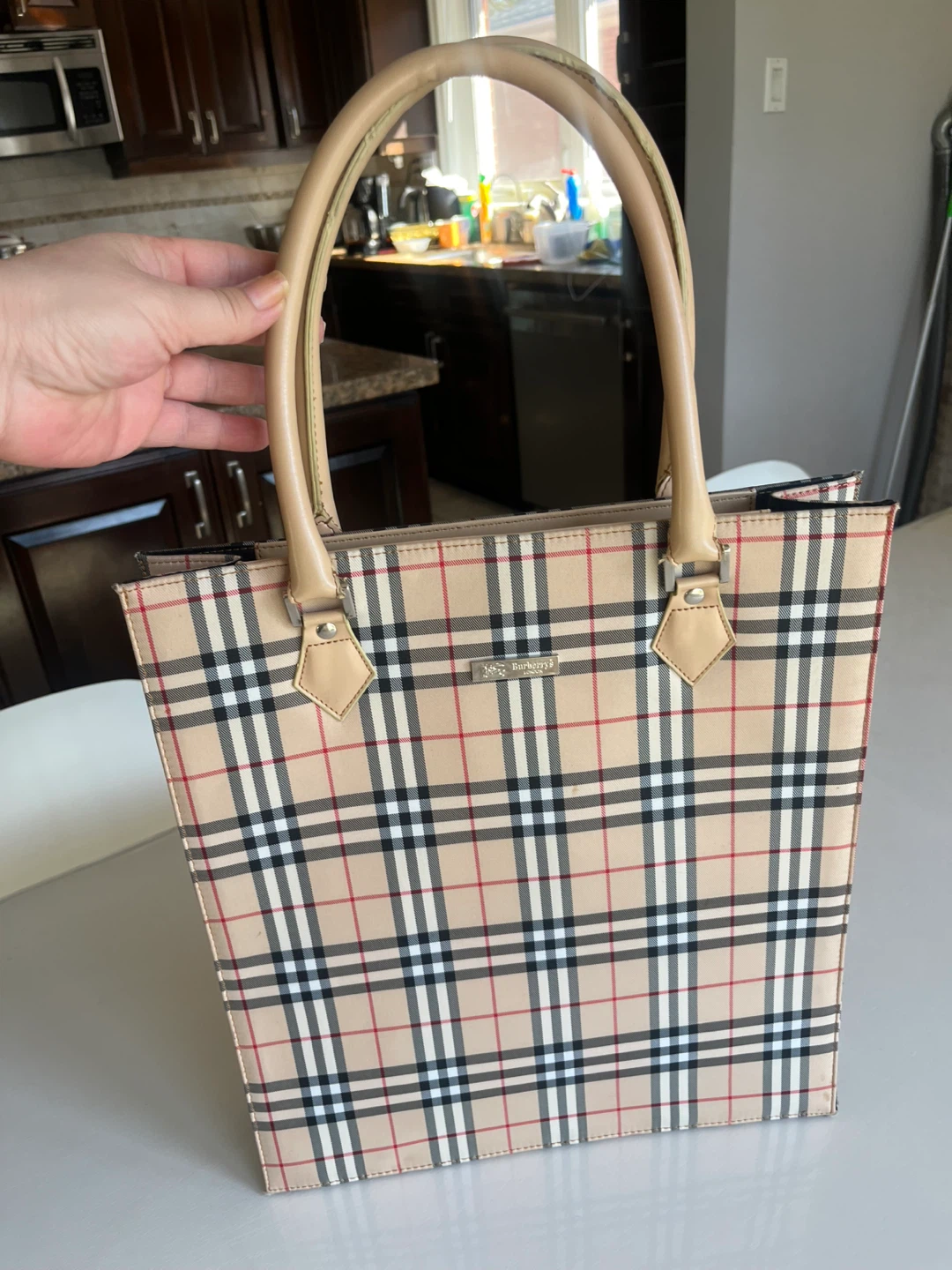 Burberrys Vintage Checkered Tote Bag - photo 2