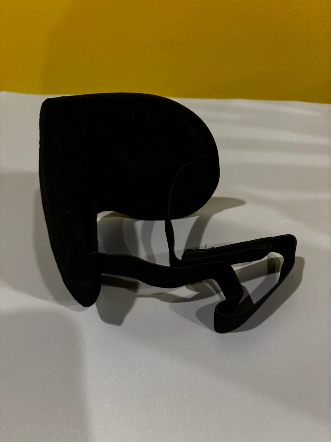 Black Velvet Sleep Mask with Storage Pouch - photo 4