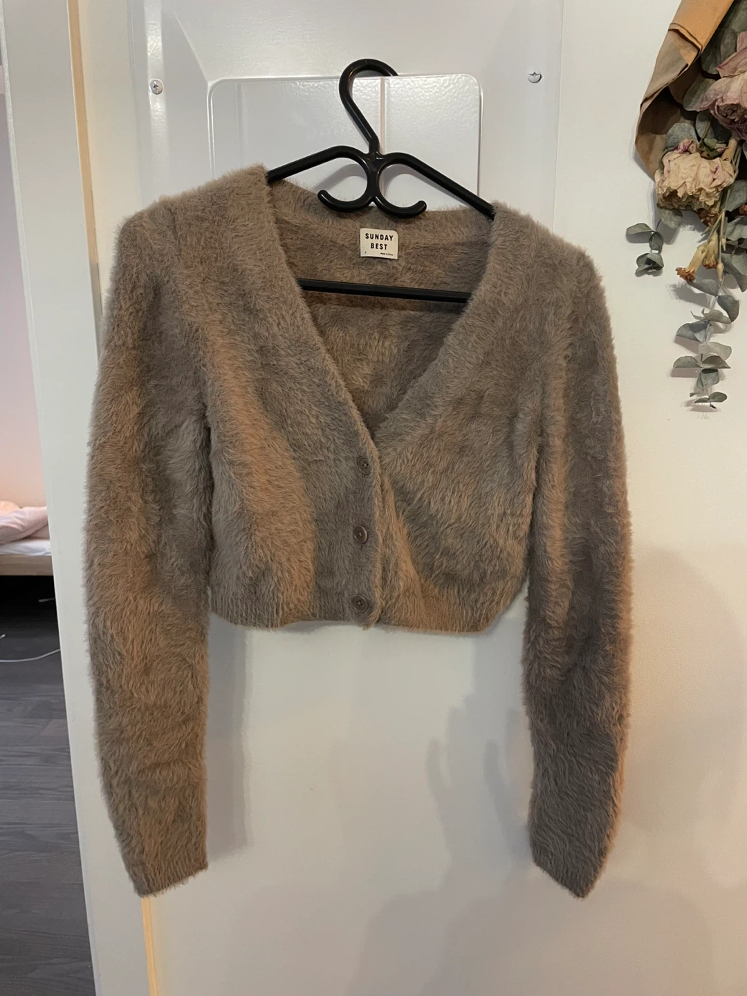 Aritzia Sunday Best Fuzzy Cropped Cardigan - Size S