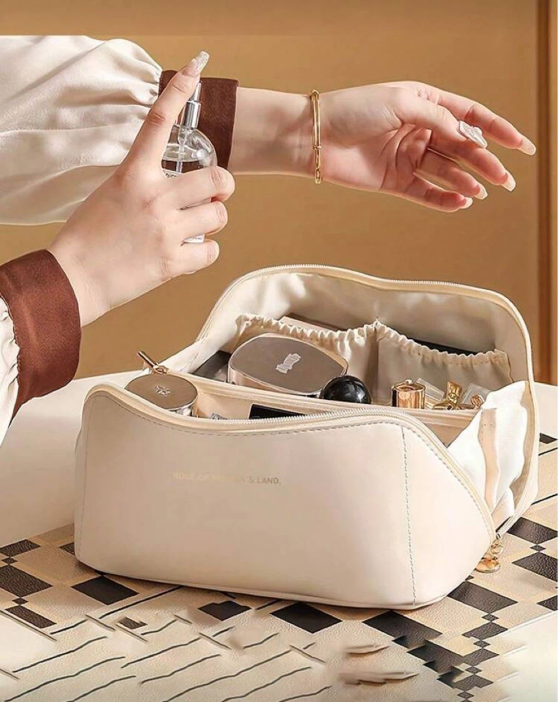 Large Makeup Bag / Travel Cosmetic Organizer (White)