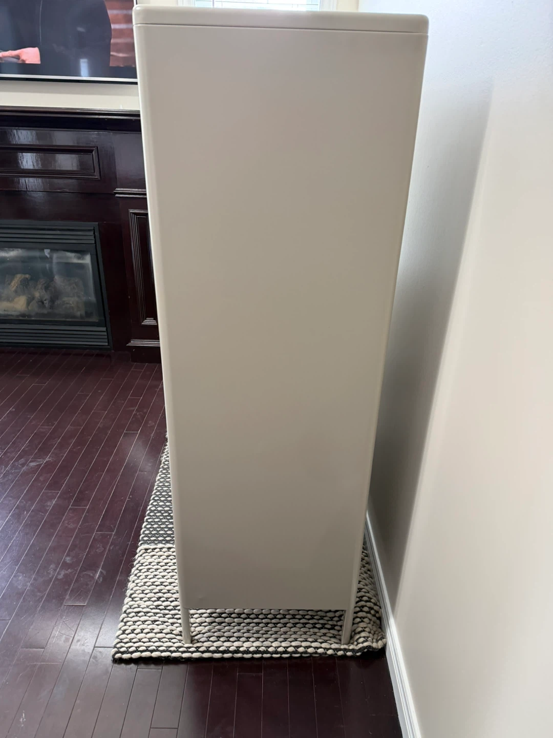 IKEA Idåsen Steel Display Cabinet w/ Sliding Glass doors - photo 3
