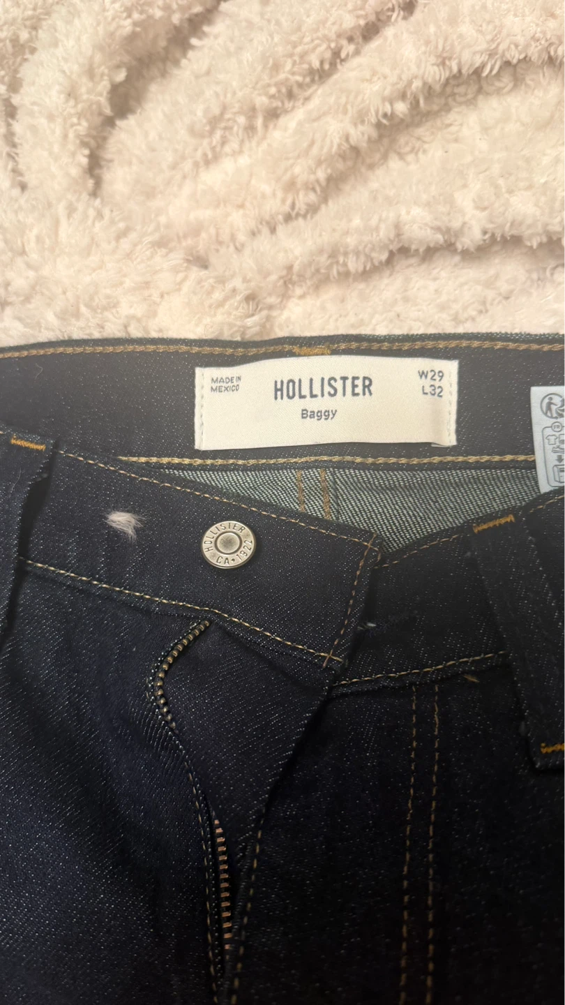 Men’s Hollister Baggy Jeans - photo 4